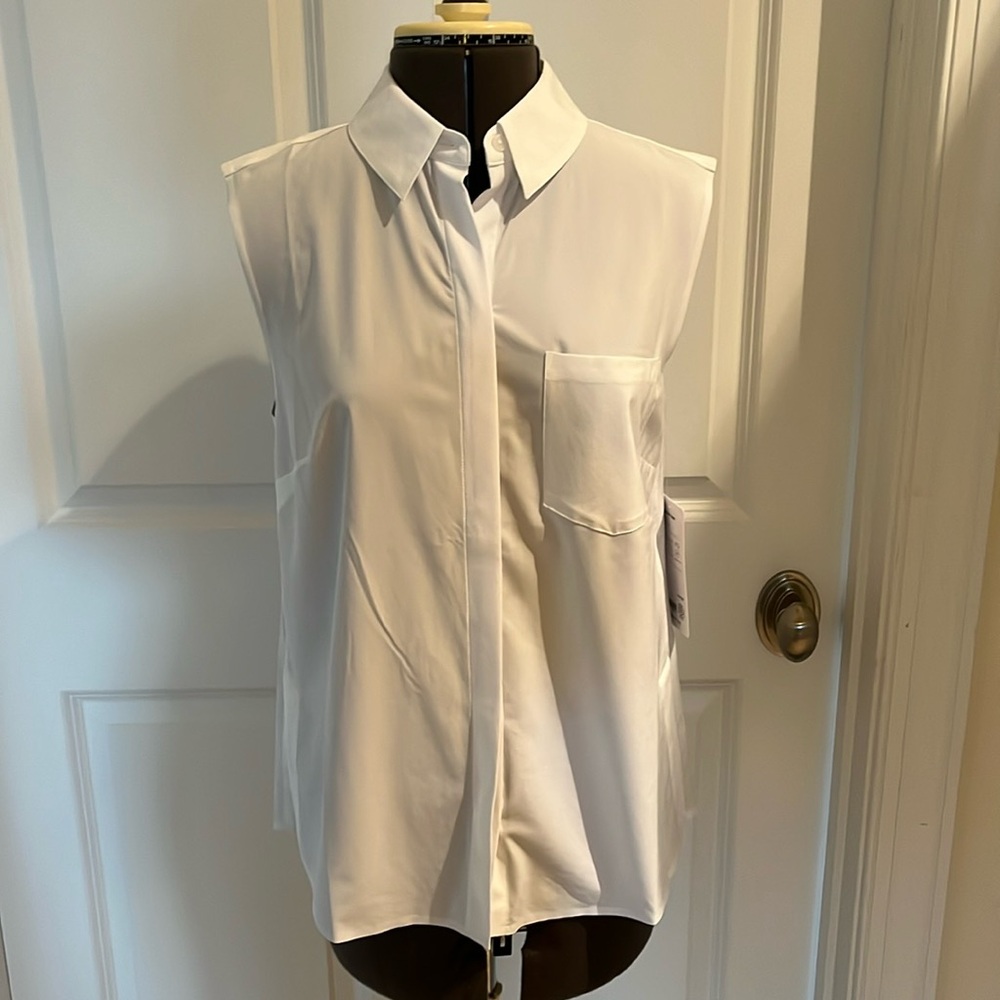 Athleta Everlasting Tank, white, size small, never worn breathable fabric.